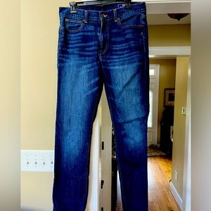Vineyard Vines Mens straight fit jeans 32x32